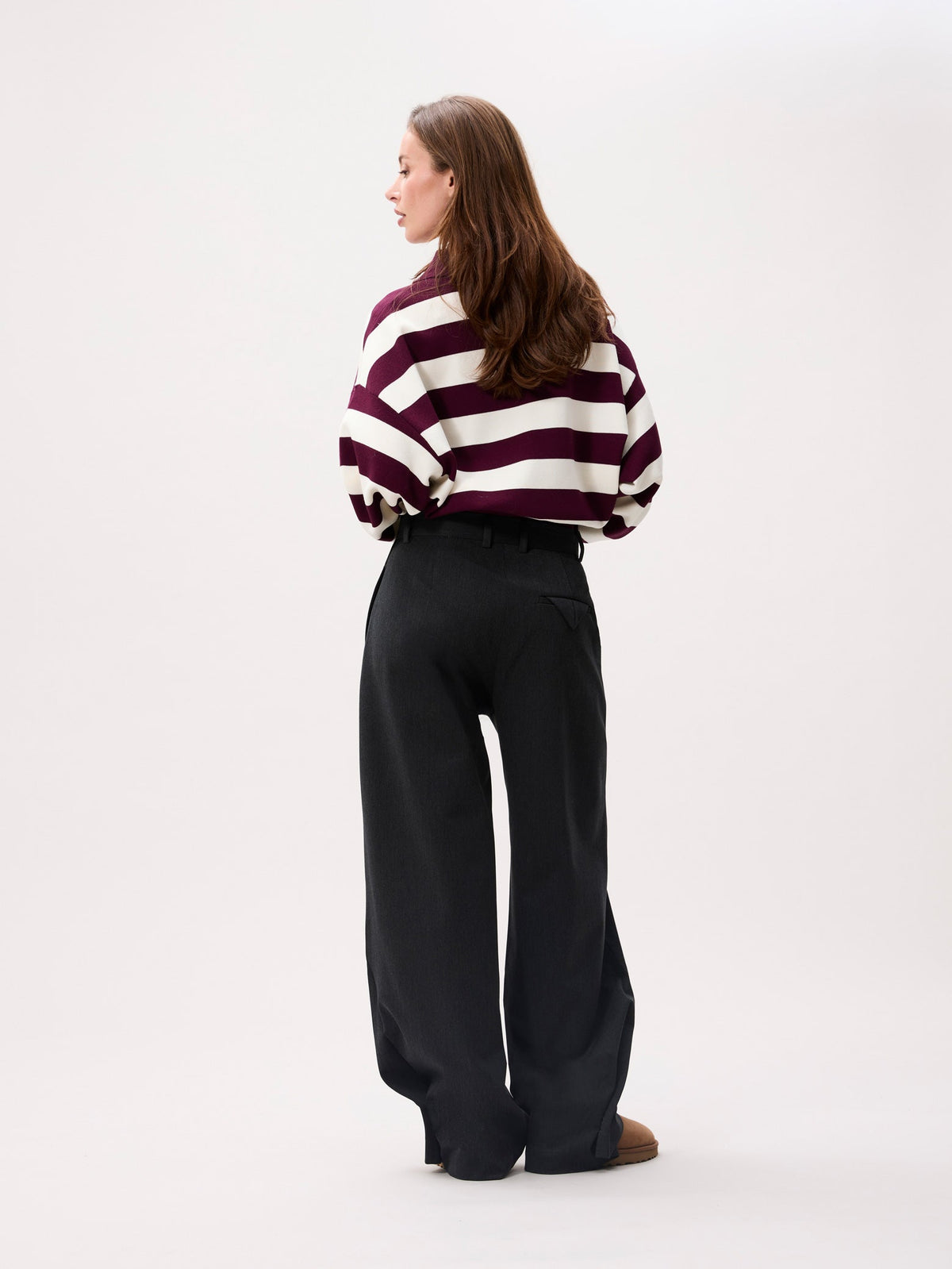 Catwalk Junkie barrel fit tailored trousers in donkergrijs melange