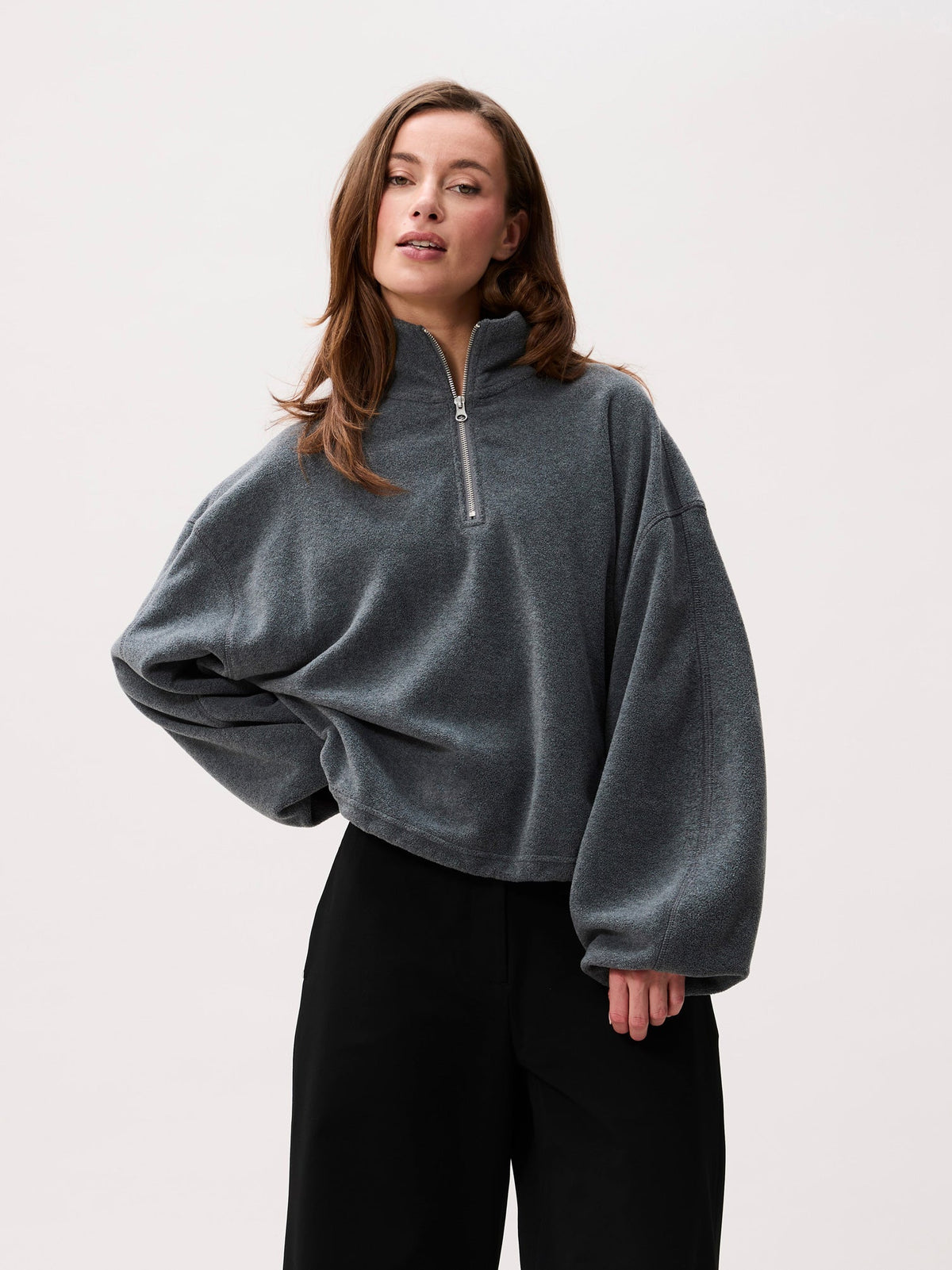Catwalk Junkie fleece half zip sweater in donkergrijs