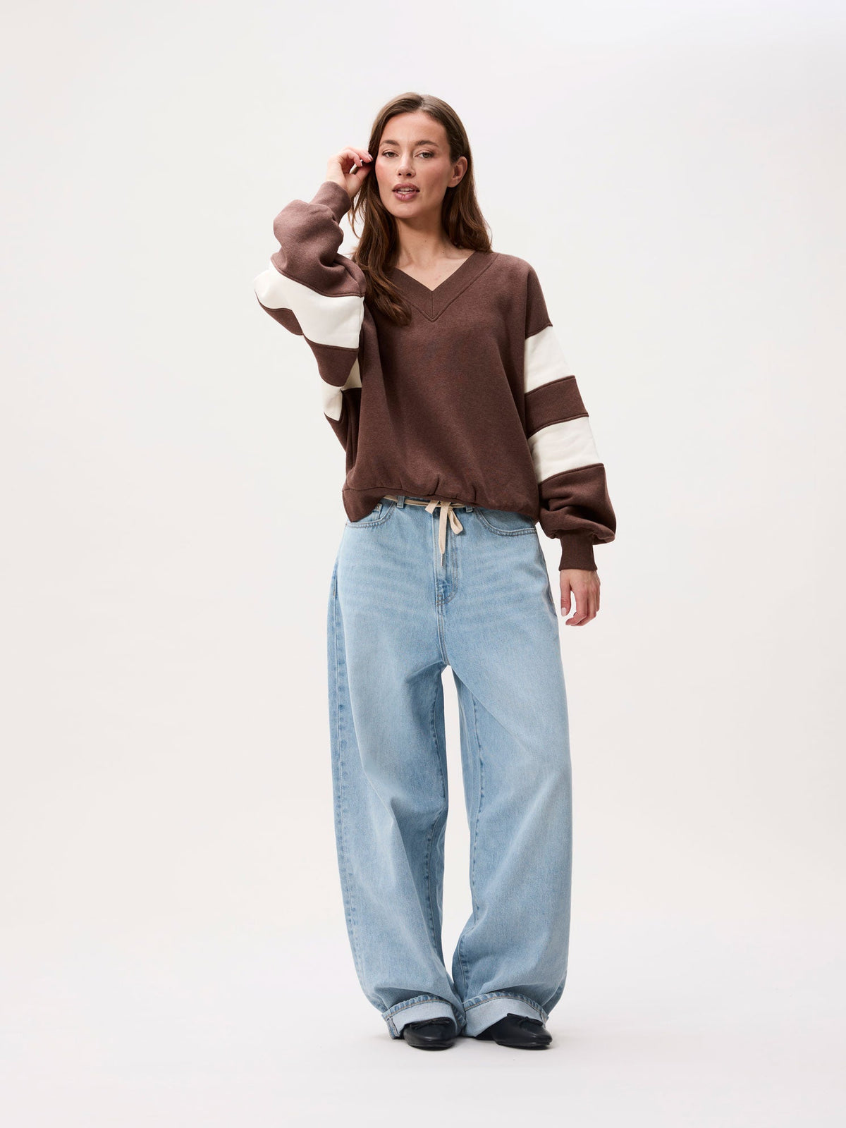 Catwalk Junkie sporty vneck sweater in brownie