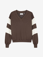 Catwalk Junkie sporty vneck sweater in brownie, detail