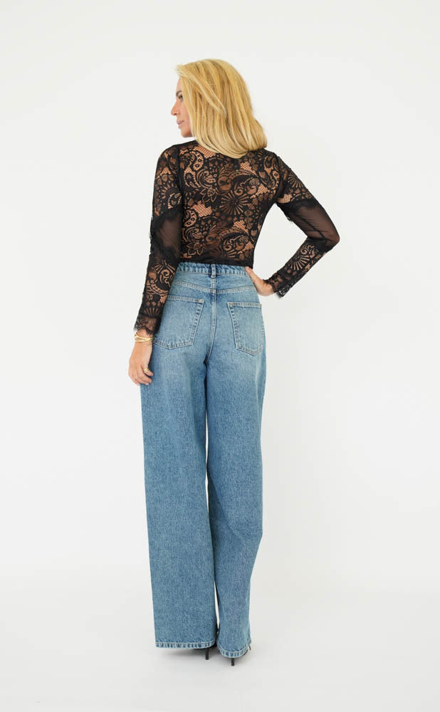 Est'Seven Kalila body zwart, gedragen