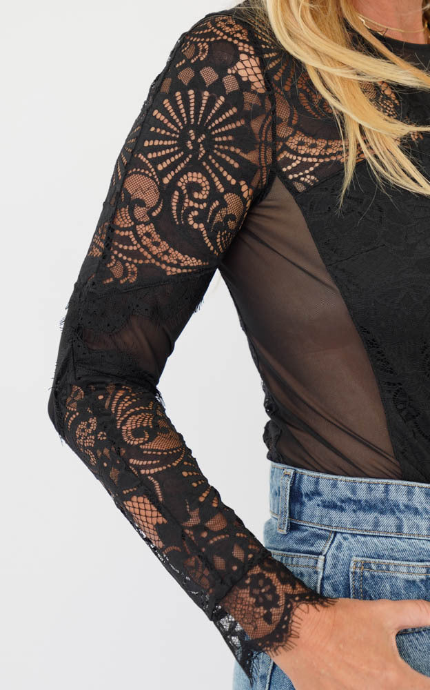 Est'Seven Kalila body zwart, zijkant