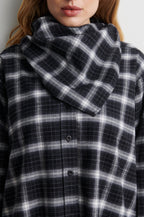 Second Female Genola scarf in zwart met ruitpatroon