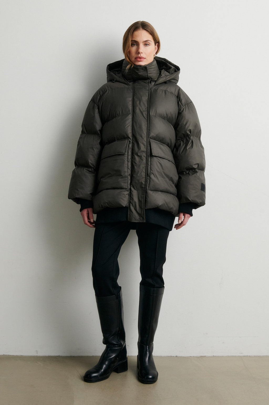 Second Female Riya rib puffer jacket in black olive