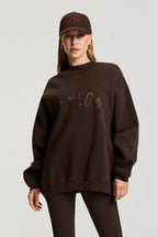 Philaine Sweater van Deblon Sports in dusk brown, gedragen vanaf de zijkant