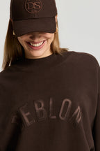 Philaine Sweater van Deblon Sports in dusk brown, gedragen